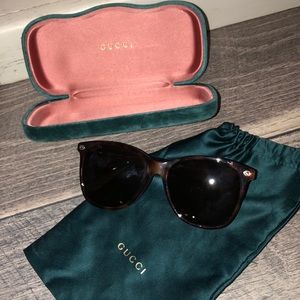Gucci tortoise oversized sunglasses - worn ONCE!